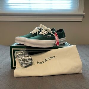 VANS VAULT X MUSEUM OF PEACE & QUIET OG AUTHENTIC LX ( BRAND NEW)